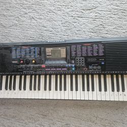 Yamaha Keyboard 