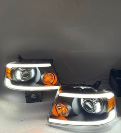 Ford F150 2004-2008 Headlights