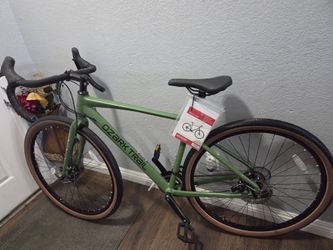 Ozark Tral Bike Aluminum 28 700 14 Speed New frame median good condition