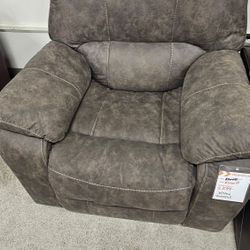  Manual Recliner
