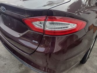 Tail Lights Ford Fusion 2013