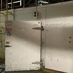 Walk-in Cooler 13' x 15'