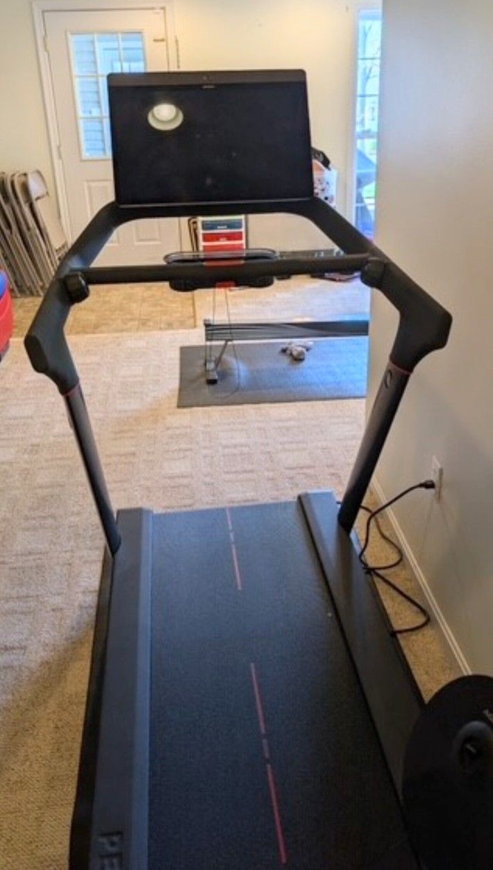 Peloton Tread