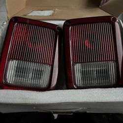 jeep Wrangler JK  Rear Lights (use)