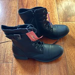 American Rag Women’s Black Color Combat Boots Size 5