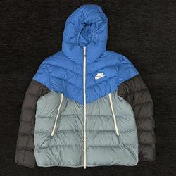 NIKE SPORTSWEAR PUFFER JACKET