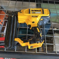 dewalt nail gun 