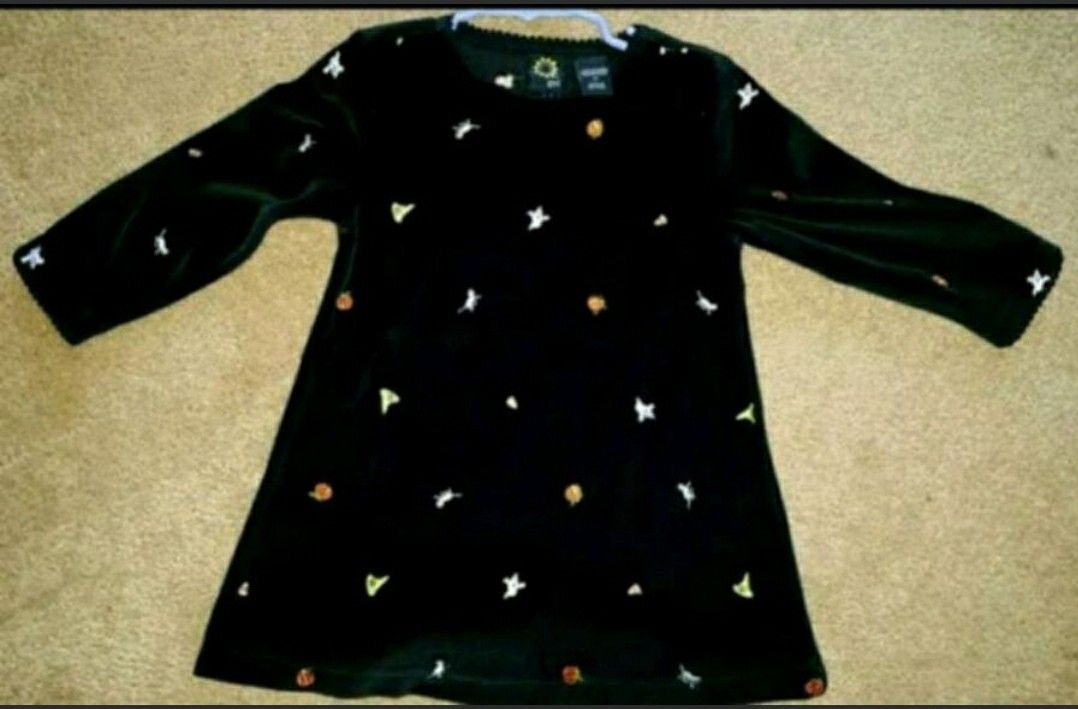 Girls size 2T Halloween dress
