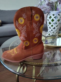Botas color café de girasol size  40