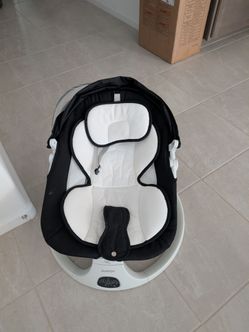 Baby swing