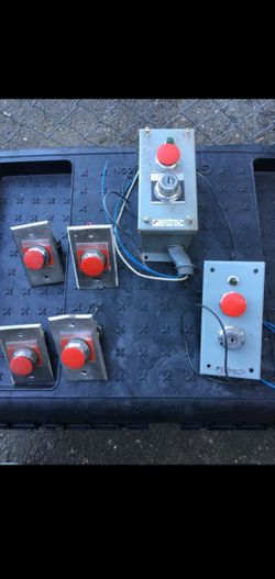 Emergency stop buttons no key