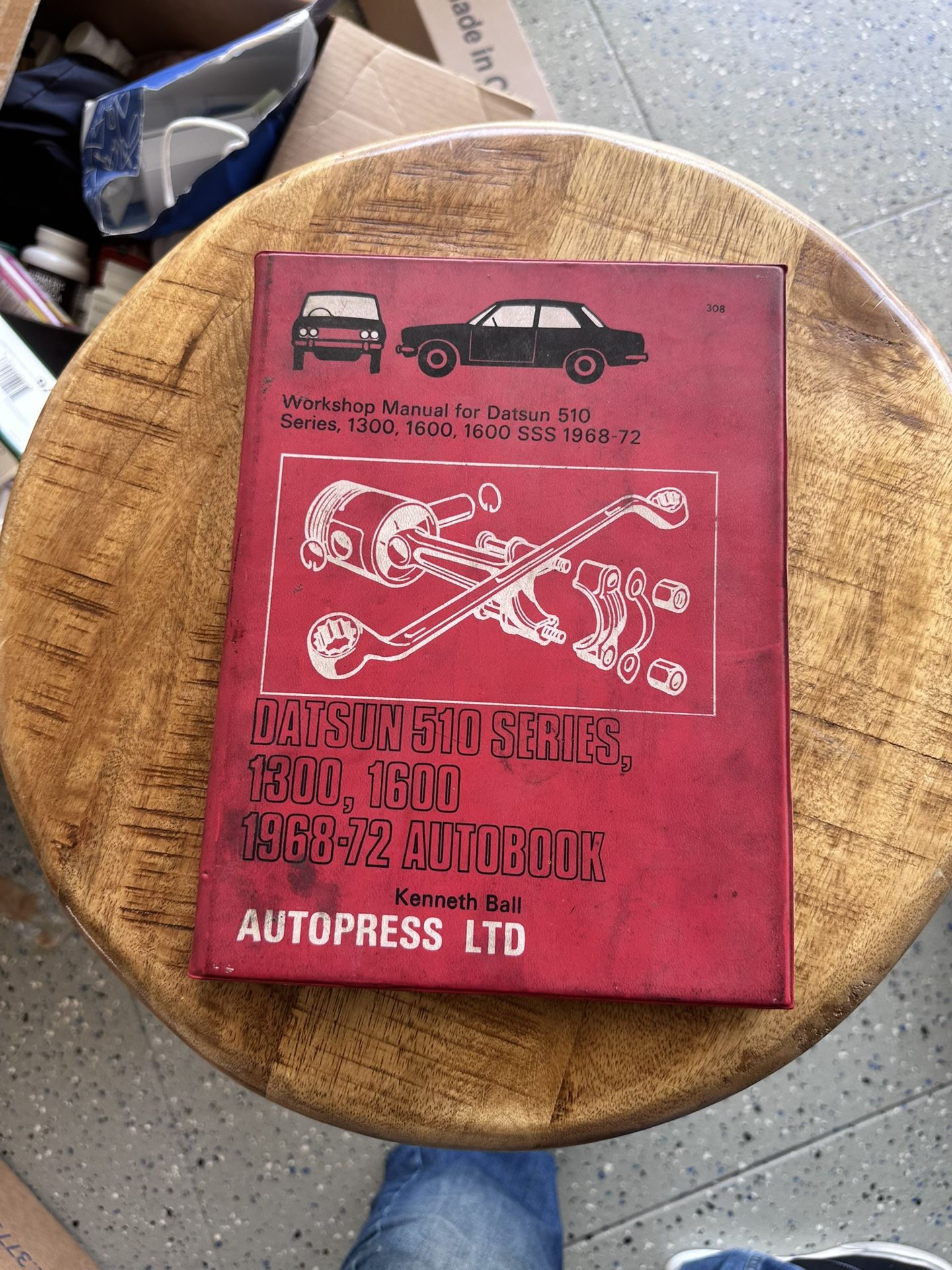 Vintage Datsun 510 Workshop Manual (1968–72)