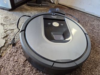 Roomba Vacuum