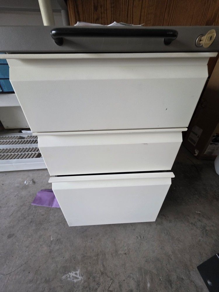Vivo Filling Cabinet