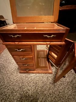 Jewelry boxes