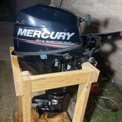 Mercury 9.9 Outboard Motor