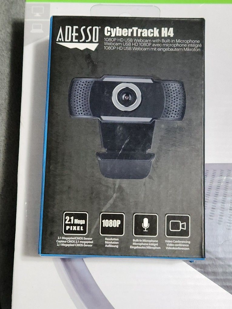 Adesso CyberTrack H4 1080p HD Webcam w/ Built-in Microphone