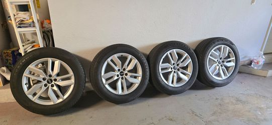 Set 4 wheels for audi q5 (rims and tire )