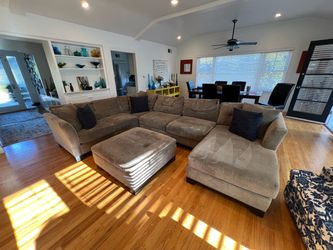 Gray Sectional Couch with Ottoman