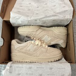 New Balance 550 “Conversations Amongst Us” Size 8 (Beige Red)