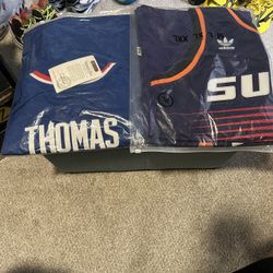 NBA JERSEYS/ Charles Barkley Phonenix Suns/ Isaiah Thomas Detroit Pistons 