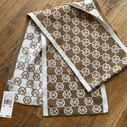 Michael kors Logo Scarf