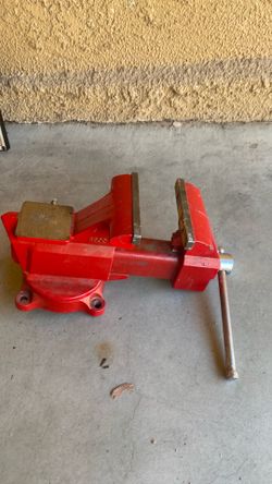 5 1/2” Bench Vise made in USA