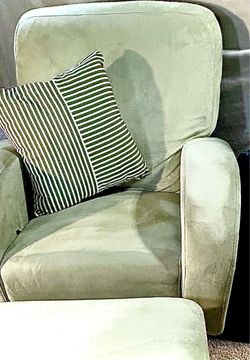 Light Green Velvet Armchair with Ottoman