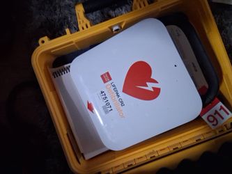 Physio-Control LIFEPAK CR2 AED Defibrillator