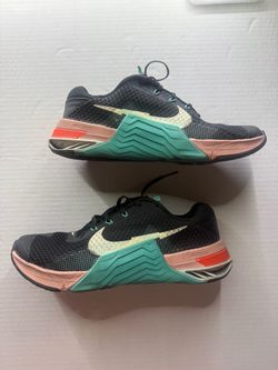 Woman Nike Gym shoes