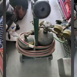 Welding  Machine  Miller Almost  New  $550