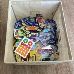 Lots Of Pokémon Cards
