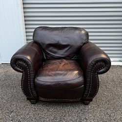 Beautiful Brown Leather Chair! ***Free Delivery***