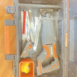 Ridgid Sawzall With 18v Battery Case 8 Blades
