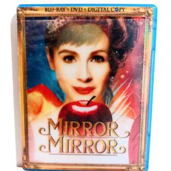 Mirror Mirror: Blu-Ray + DVD + Digital  Copy 2-Disc Set 2012 Julia Robert's New