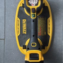 Dewalt Grabo Lifter + Battery 