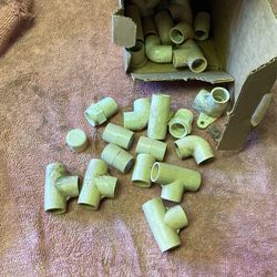 Plastic pipe fittings I was told these are for hot water don’t know they’re smaller than what I have as a box of them