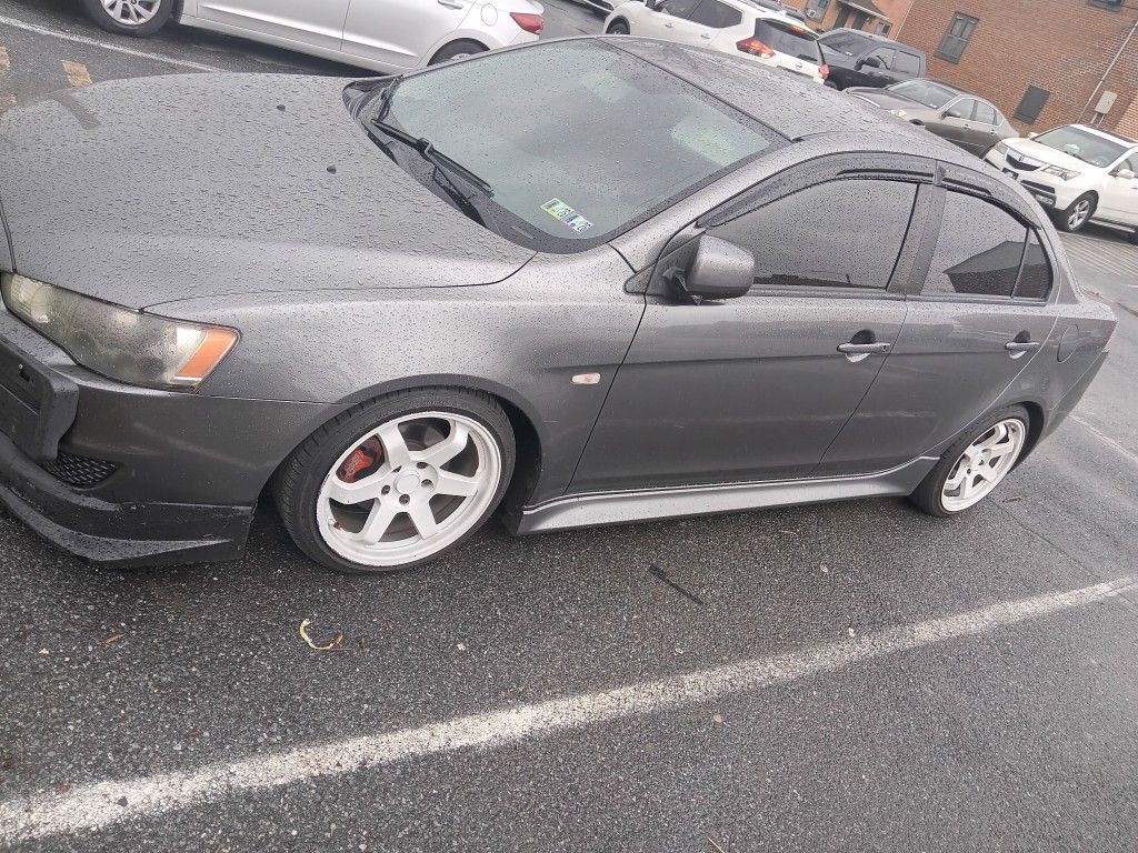 Mitsubishi Lancer 2011