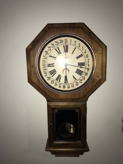 Verichron wall clock