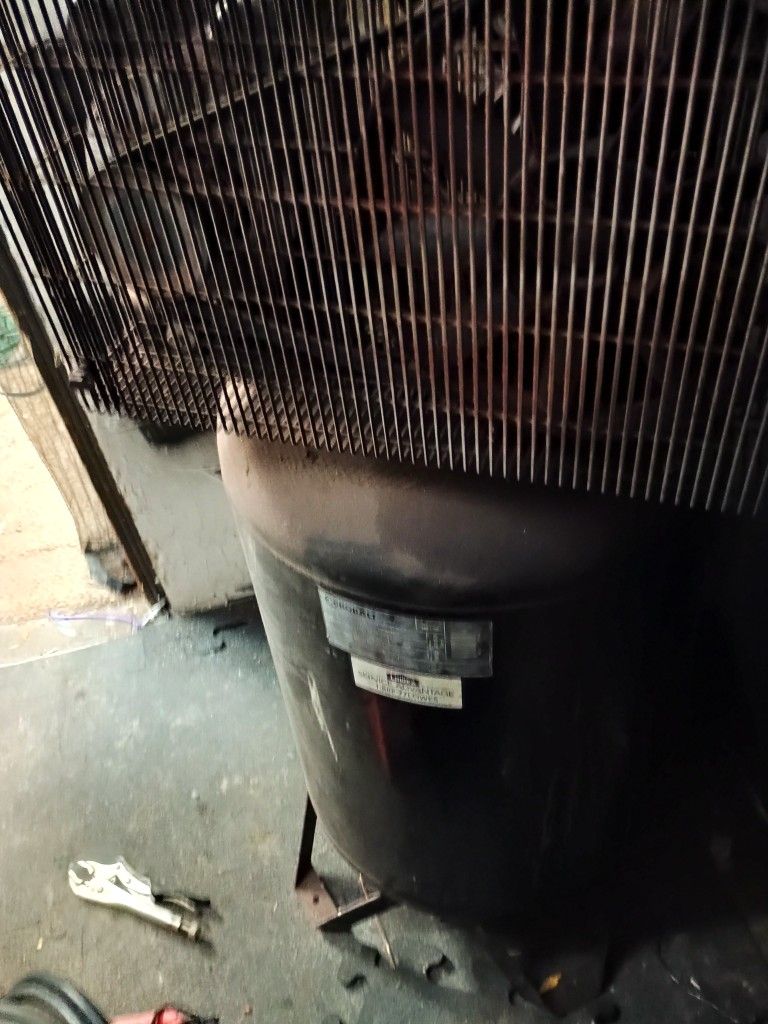 Kobolt Air compressor 30 Gal.1.6 Hp