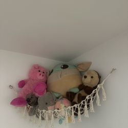 Plushies And Net 