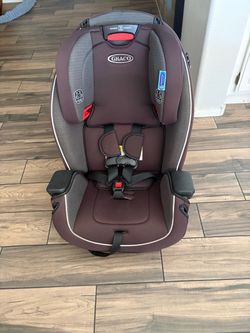 Graco Convertible Car Seat