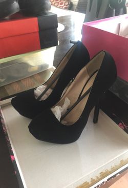 Women's black high heel