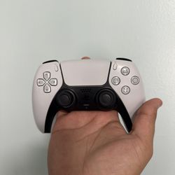 White PS5 Controller