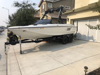 2015 Axis A20 Boat Wakeboard Wakeboarding Surf Gate Wake