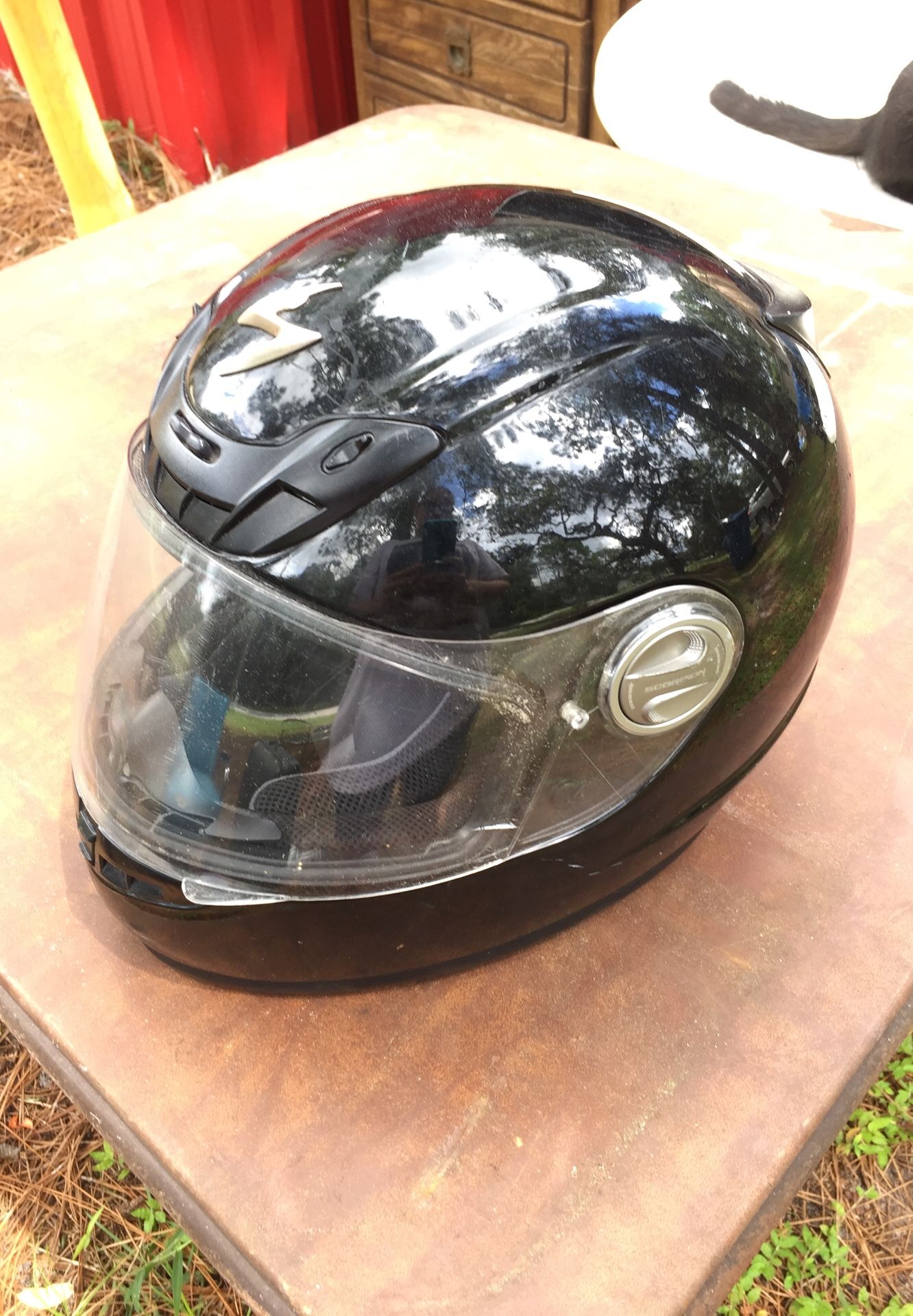 Motorcycle helmet