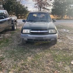 2000 Chevy Tracker 2.0 4WD