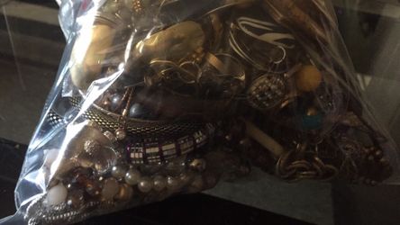 Bag of jewelry