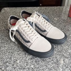 Supreme Vans Old Skool Pro 10.5