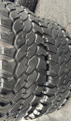 2 Llantas Usadas Procomp Xtreme MT2 37x12.50R17 $150 El Par